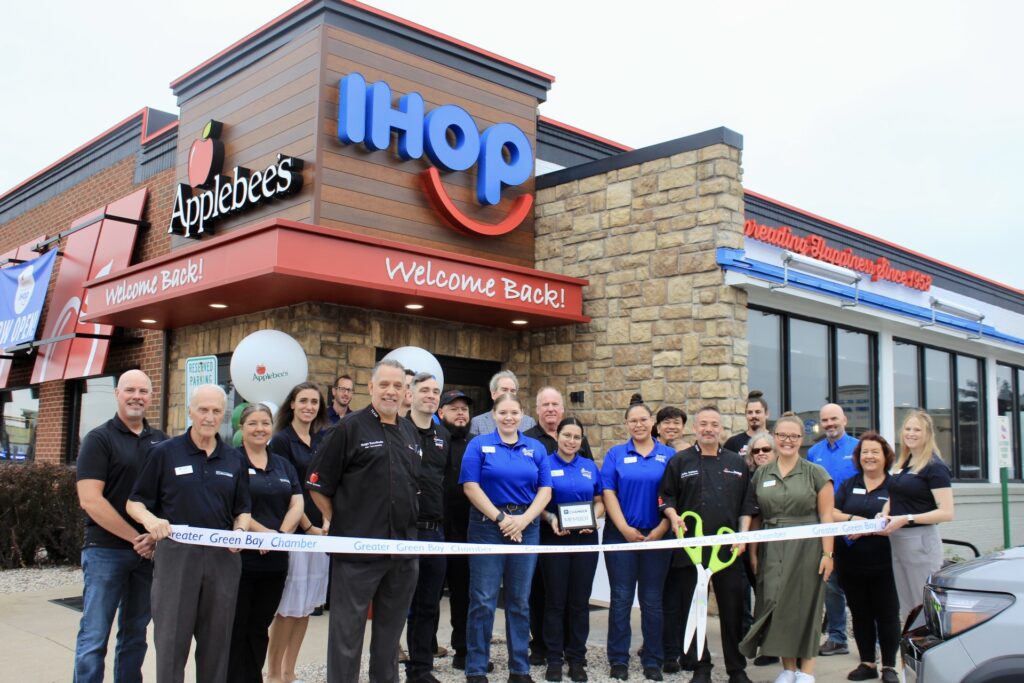 IHop Applebee's ribbon cutting