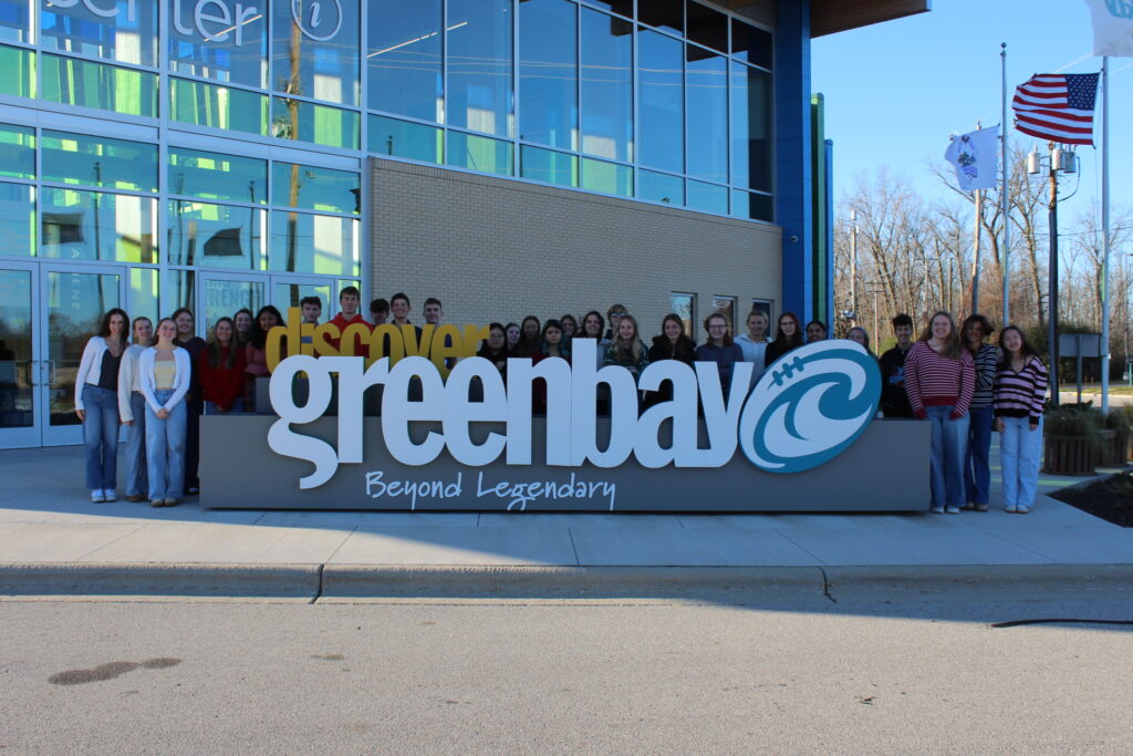 Teen Leadership at Discover Green Bay