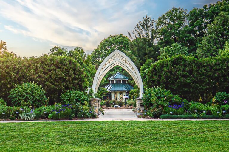 Green Bay Botanical Garden Invites Guests to Experience Botanica After Hours